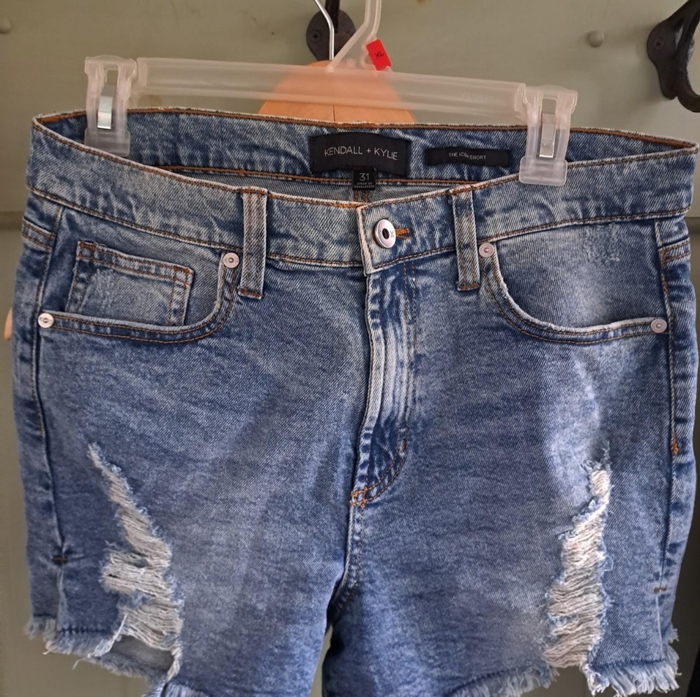 KENDALL+KYLIE "THE ICON SHORT" DISTRESSED DENIM SHORTS